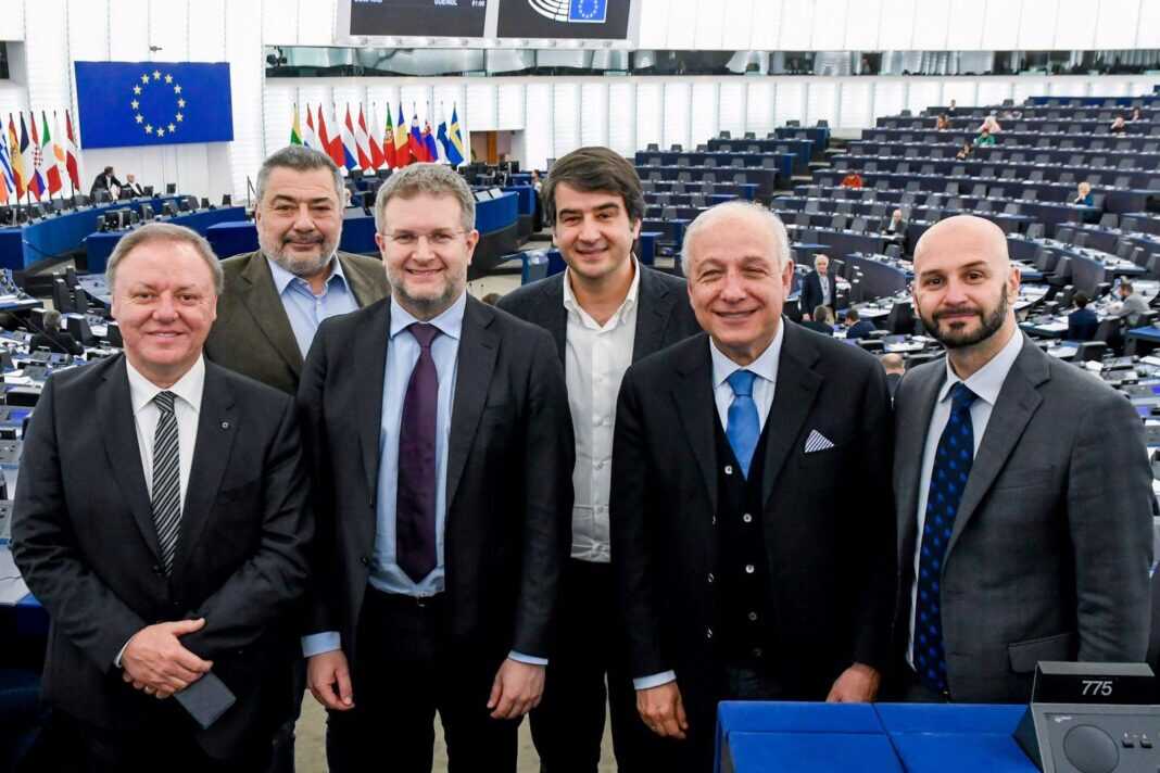 Il gruppo ECR al Parlamento europeo
