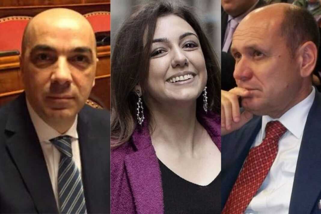 Fabrizio Comba, coordinatore regionale di Fratelli d'Italia, Gaetano Nastri, coordinatore cittadino di FdI e Augusta Montaruli, parlamentare di FdI.