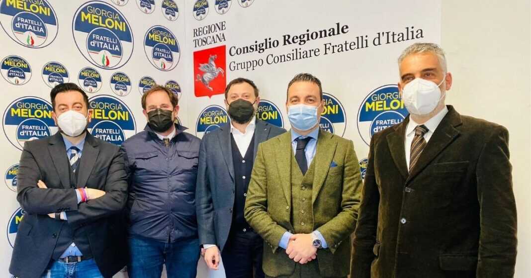 Francesco Torselli, Gabriele Veneri, Vittorio Fantozzi, Alessandro Capecchi e Diego Petrucci, Consiglieri regionali di Fratelli d'Italia.