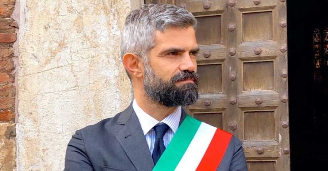 Francesco Ferrari, sindaco di Piombino.