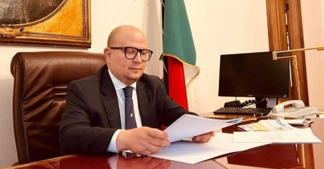 Salvatore Deidda, Presidente della Commissione Trasporti della Camera dei Deputati.