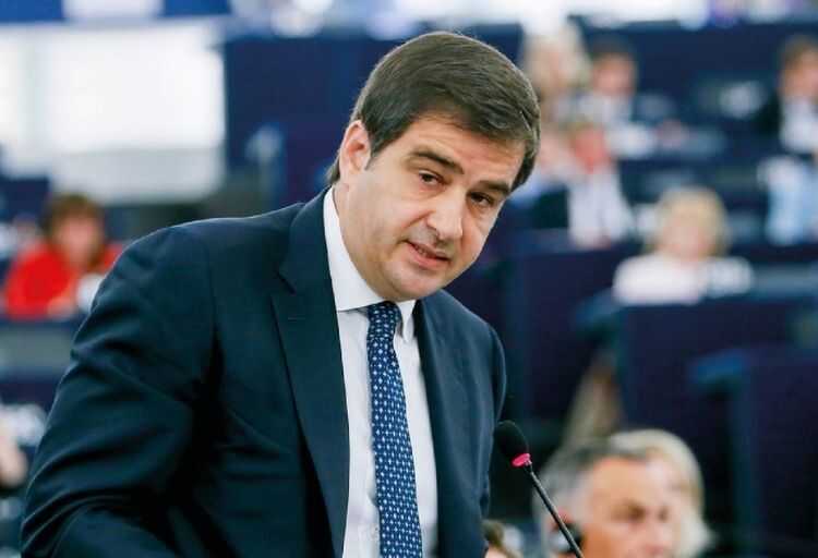 Raffaele Fitto, co-presidente del gruppo europeo Ecr-Fratelli d'Italia.