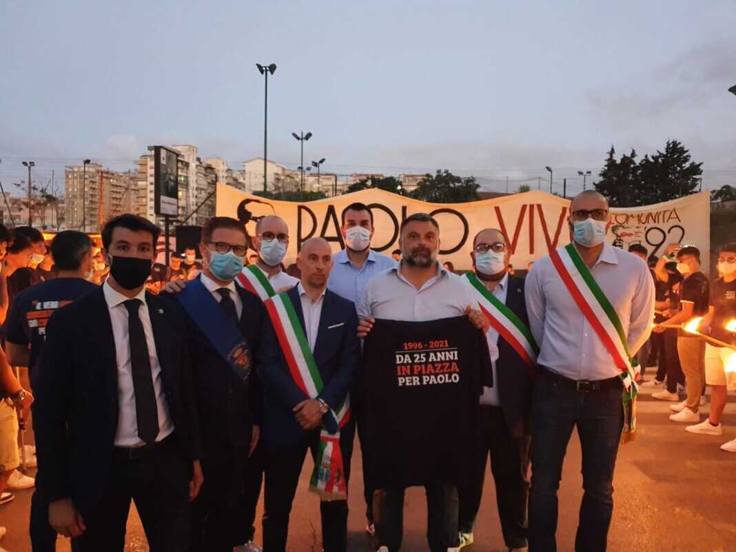 Tommaso Razzolini, Consigliere regionale del gruppo consiliare di Fratelli d’Italia insieme ad una delegazione di amministratori veneti alla fiaccolata in memoria delle vittime nel 29esimo anniversario della strage di via D’Amelio.