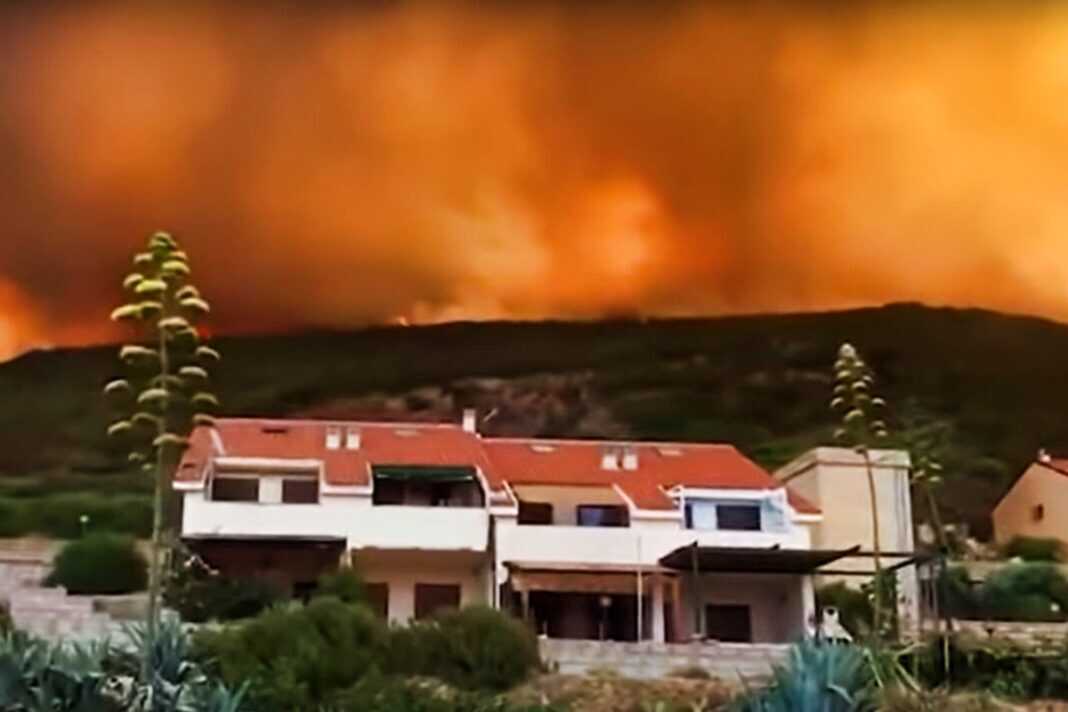 In Sardegna continuano a divampare gli incendi