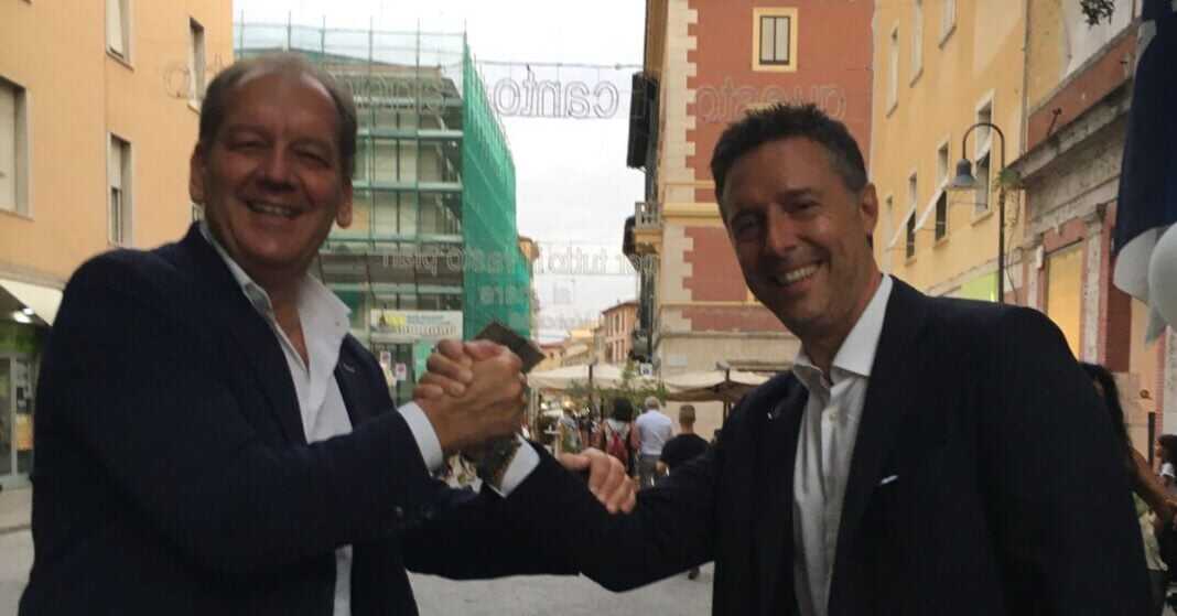 Patrizio La Pietra, senatore di Fratelli d'Italia e Fabrizio Rossi, coordinatore regionale di Fratelli d'Italia-Toscana.
